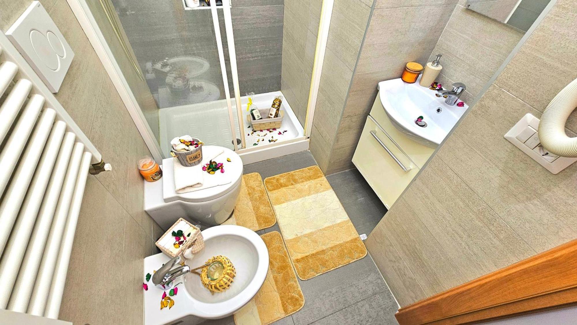A Casa Simpatia Roma - Free Parking If You Book 4 Nights Bed and Breakfast Buitenkant foto